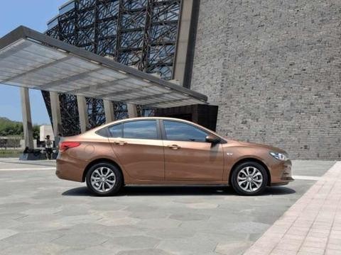 这款车完超朗逸, 开出去都感觉身价百万