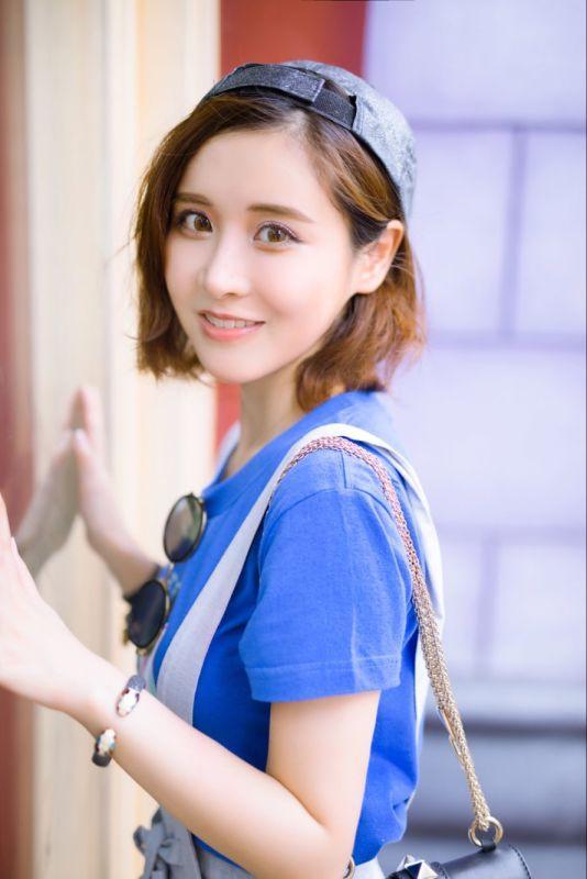 lol音乐节: 冯提莫, 陈一发, 阿冷出席! 谁更漂亮?