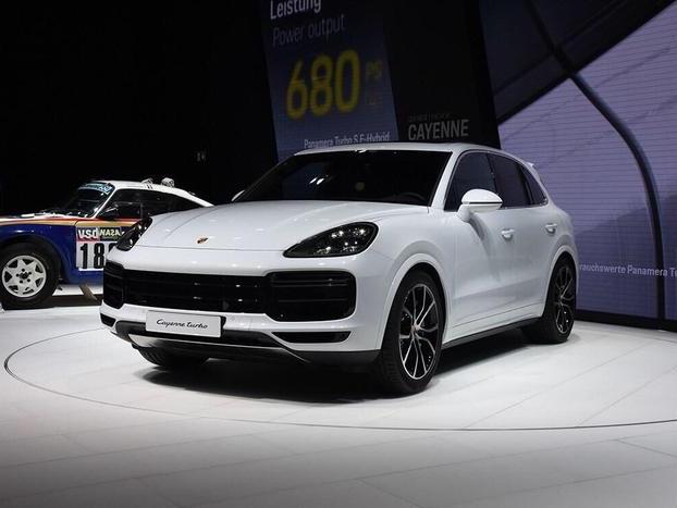 一晚上想不出缺点，如果有那一定是太贵！救活保时捷的车型！