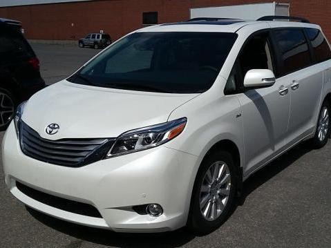 17款丰田塞纳3.5四驱 做工精致 焕然一新