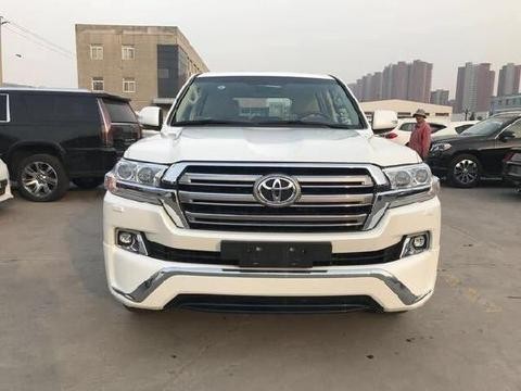 17款酷路泽4600 顶级四驱之王 硬派的SUV