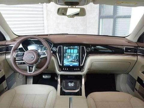 A级车的价格D级车的享受 豪华与科技并存—“中国路虎”众泰T700