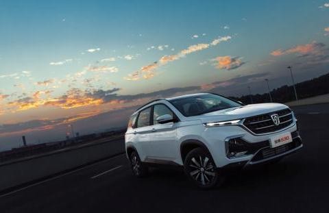 又一爆款？宝骏530实车曝光，将亮相广州车展！