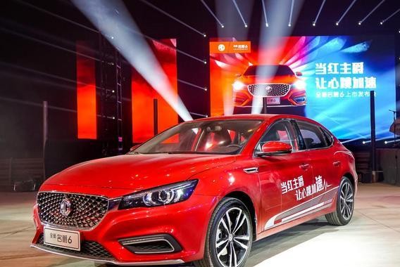6秒破百的1.5T掀背钢炮 全新名爵6咆哮上市