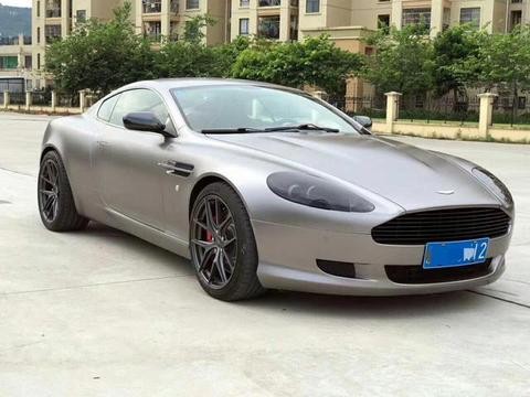 007系列电影中的御用座驾，如今07款的阿斯顿马丁DB9只卖30多万