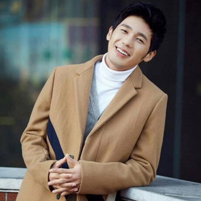 白宇刘萌萌恋情 未拉上的窗帘暴露了一切