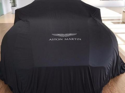 花329万元买辆阿斯顿马丁DB11，车主：香槟美酒交车现场很隆重