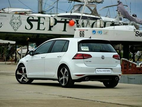 高尔夫可算换代了，终于换装独悬，销量又得翻番