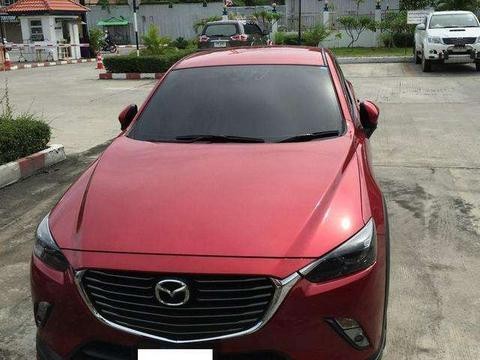 偶遇首台马自达CX-3, 纯进口卖13万, 油耗仅3L, 比阿特兹更帅气