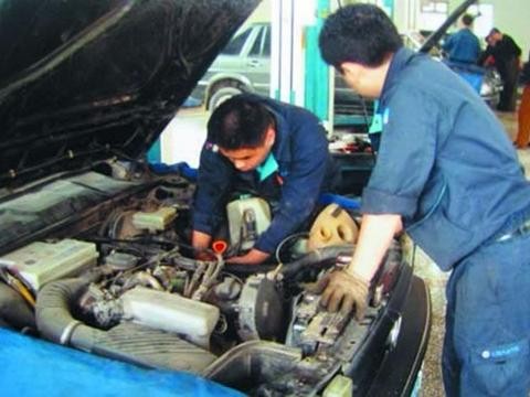 注意这些汽车零件！容易出事，过不了多久就要换新！