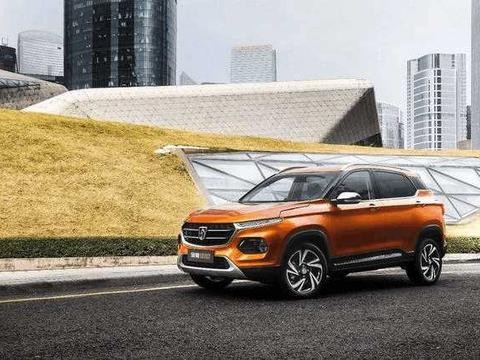 宝骏510隔空喊话“十月我卖4.5万辆, 哈弗H6, 你呢? ”