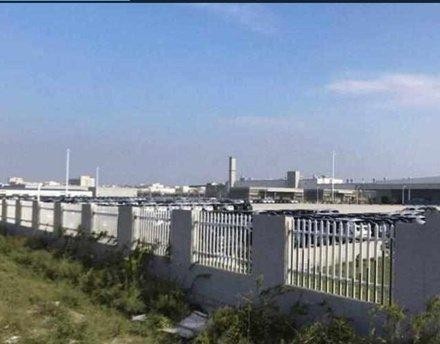 1000辆吉利领克01堆满广场，低配走量高配赚钱，但产能是个问题！