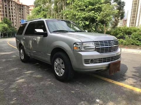 车评90秒，为何11年的林肯领航员5.4低到十八万，却无人考虑！