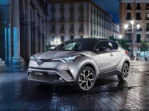 雷克萨斯UX杀气腾腾，奥迪Q2能招架住吗？