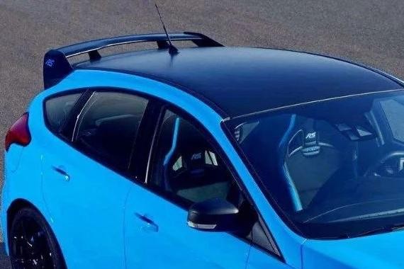 漂移也能开启傻瓜模式 福克斯RS推出机械式电子手刹