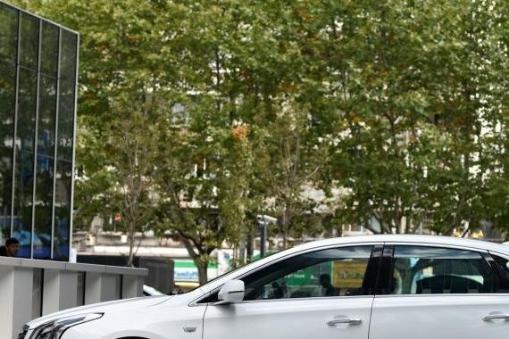 和5系一个级别却卖3系的价，车长5.1米果断放弃奥迪A6