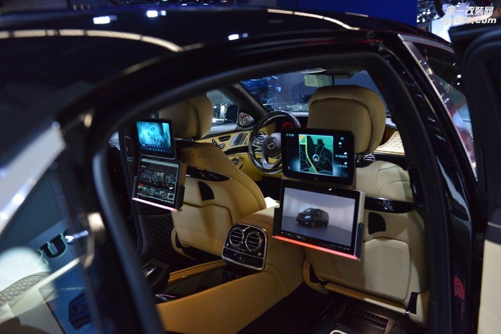 2017法兰克福IAA:Brabus 900奔驰G65 AMG