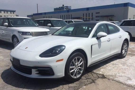 17款保时捷帕拉梅拉一直在路上 追求卓越 拒绝奢华