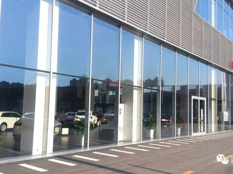 在4S店和二网买车有什么区别？