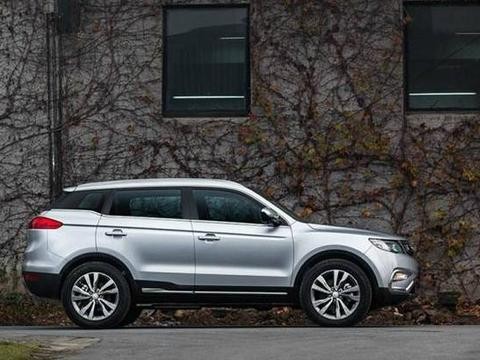 1.8T，拥有全景天窗，一键启动，一台中国元素十分强的SUV