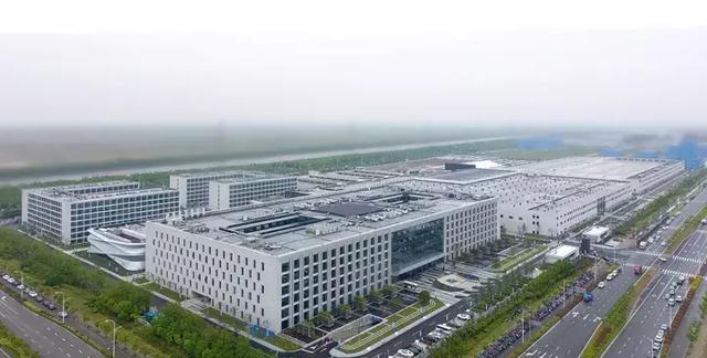 吉利汽车研发中心的星巴克是什么味道?