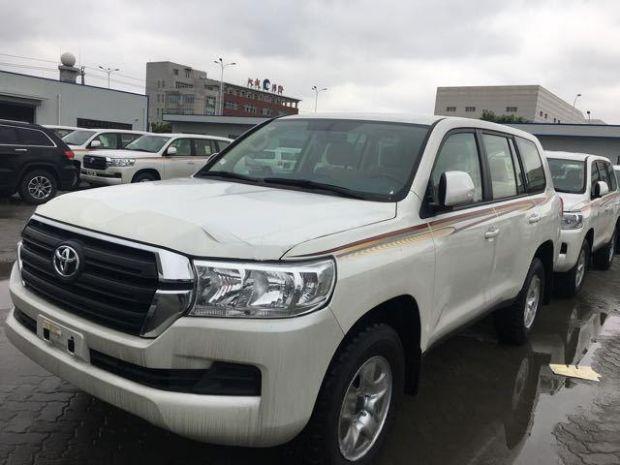 2018款兰德酷路泽4000中东丐版改装报价