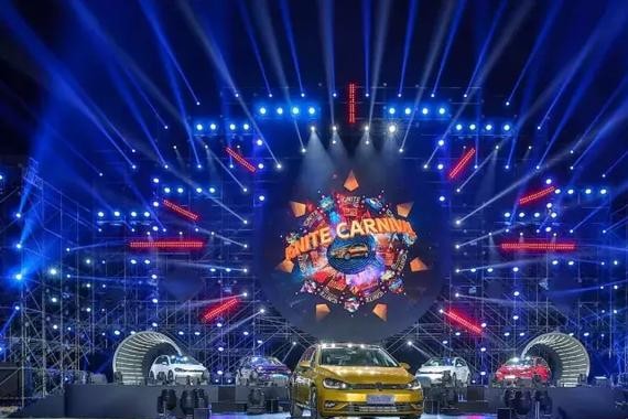 加了两块大屏 换了独立后悬 价格没涨 新高尔夫上市 12.19万起