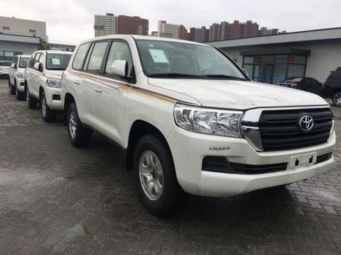 18款丰田酷路泽4000跟17款区别在那里？