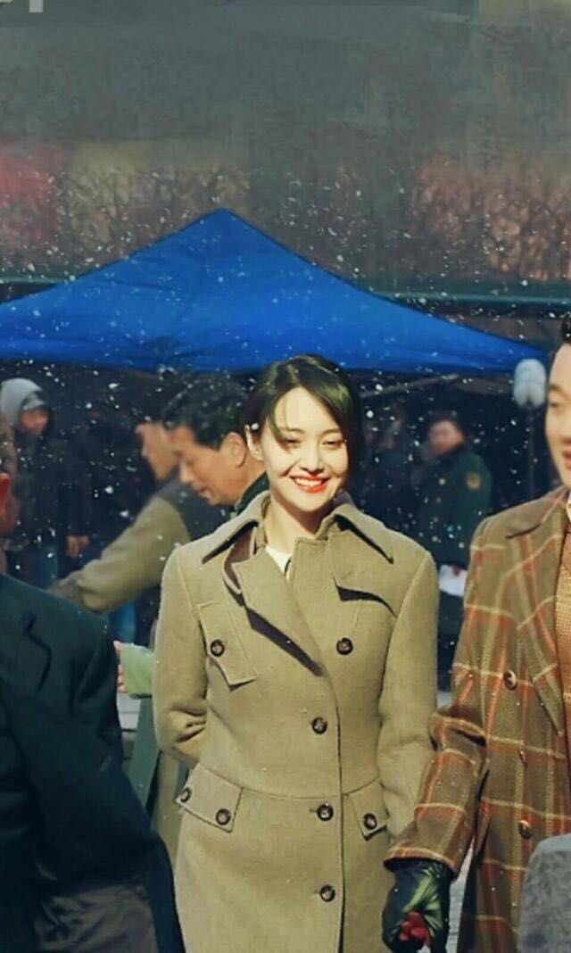 郑爽新剧 绝密者 路透照曝光,好美!