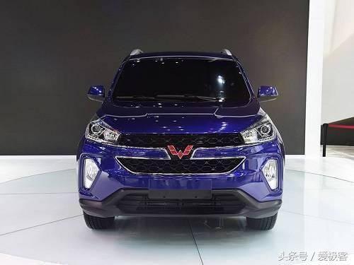 五菱首辆后驱的SUV,最低5.98万!