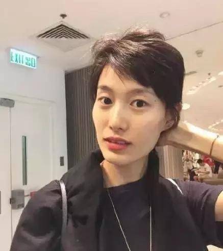 新阶奶爸陈冠希变身晒娃狂，当年他相机里那些前任现何在呢？