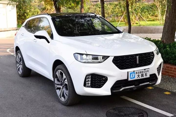 换件好衣服就说自己素质高?长城VV5也太天真