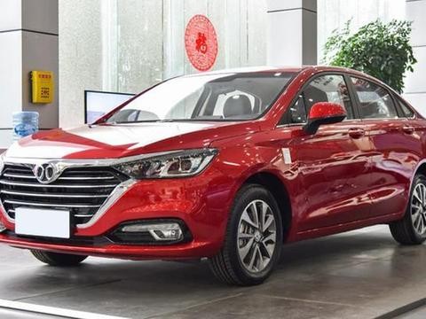 明天上市，外观时尚动感，内饰像奔驰，帝豪强悍的对手