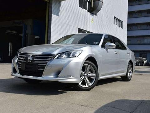 十年前能开上这辆车的人都是有钱人, 这款豪华车现在被遗忘!