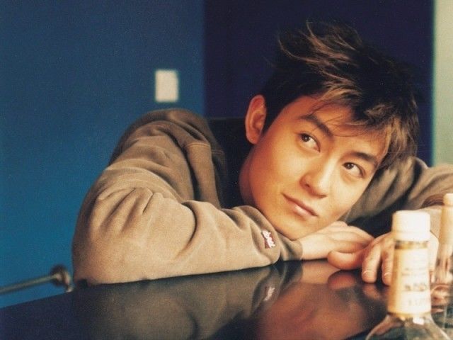 新阶奶爸陈冠希变身晒娃狂，当年他相机里那些前任现何在呢？