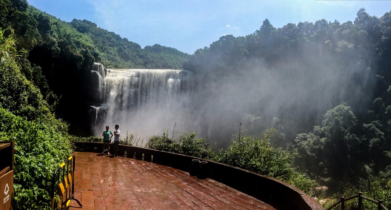 自驾秋色川渝品味武隆、游乌江百里画廊、赤水