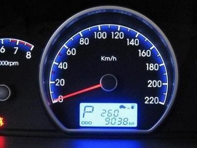 汽车该不该保养，到底是里程说了算，还是时间说了算？