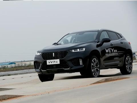 WEYVV7S 亲民的价格 超高的配置奢华的内饰 国产车中的战斗SUV
