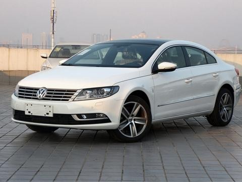 大众CC运动性很高的一款车, 年轻人可以来看看!