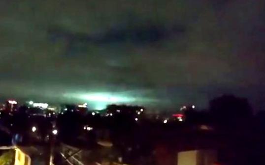 唐山大地震时曾有蓝光闪过,地光到底咋回事?科学家已疑惑至今