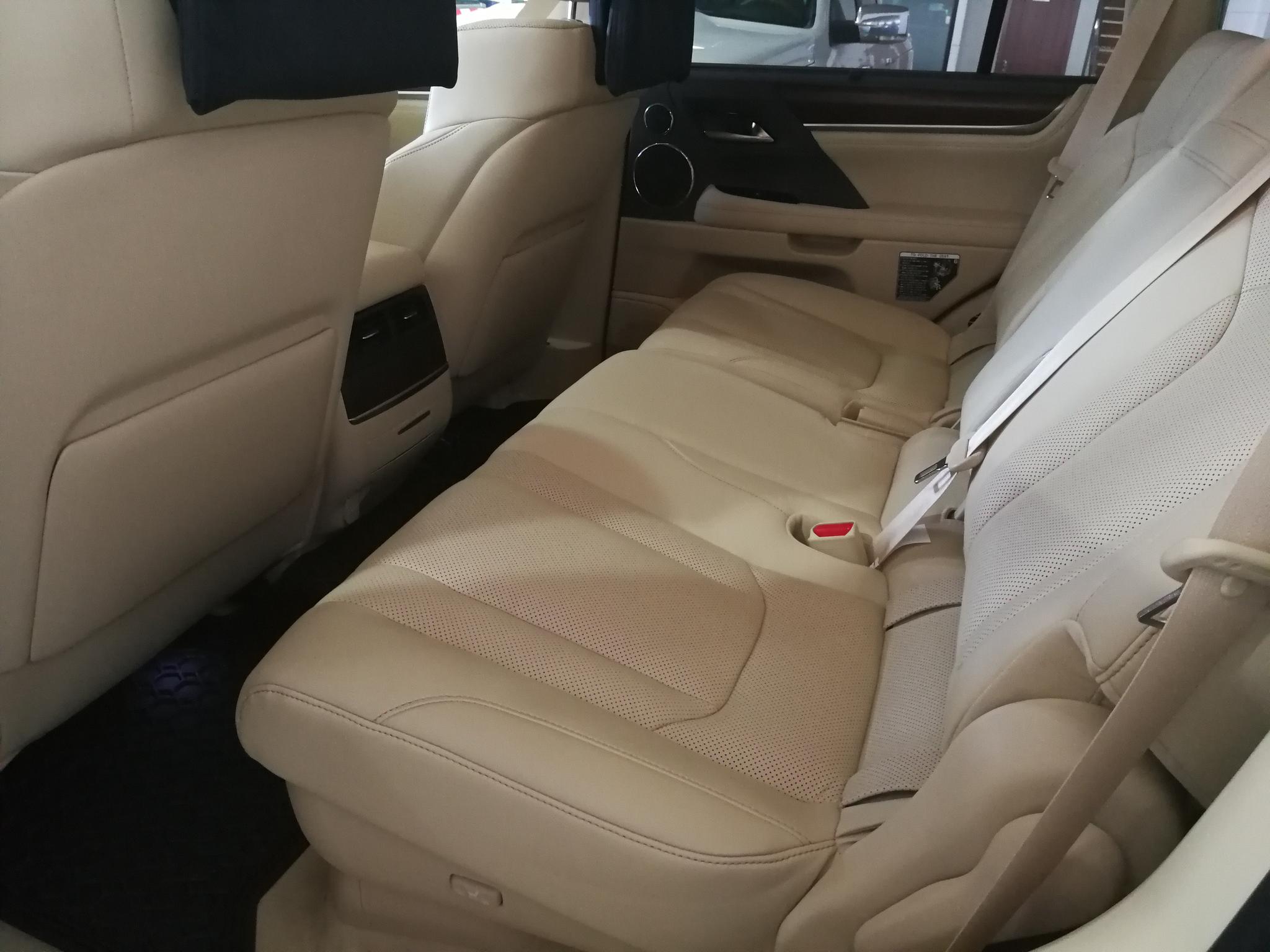 17款雷克萨斯LX570 一直被模仿 从未被超越