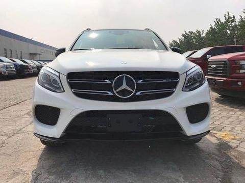 17款奔驰GLE43 AMG家族时尚先锋 完美越野