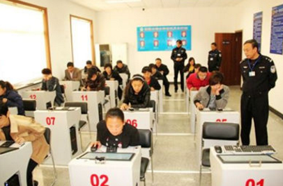 2017科目一考试电脑怎么用?