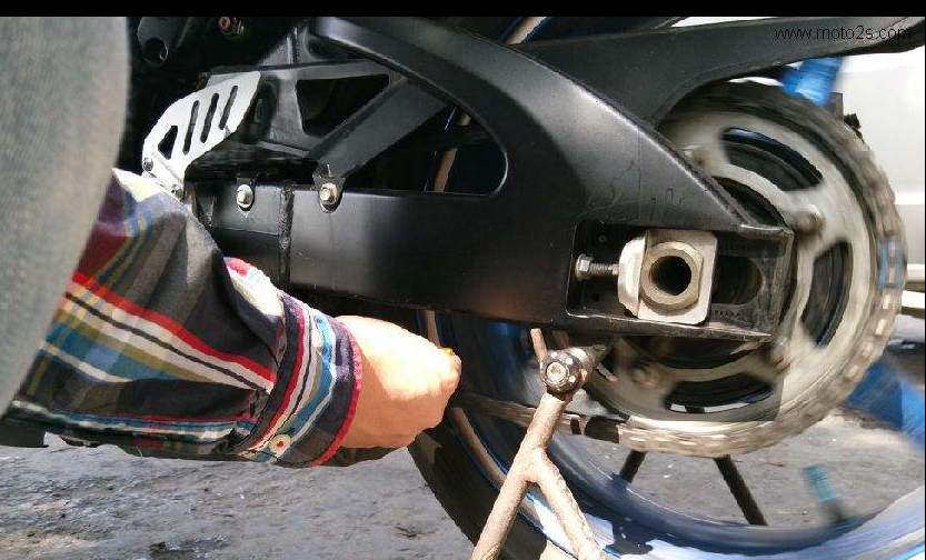 注意了!注意了!摩托车绝不能这样洗