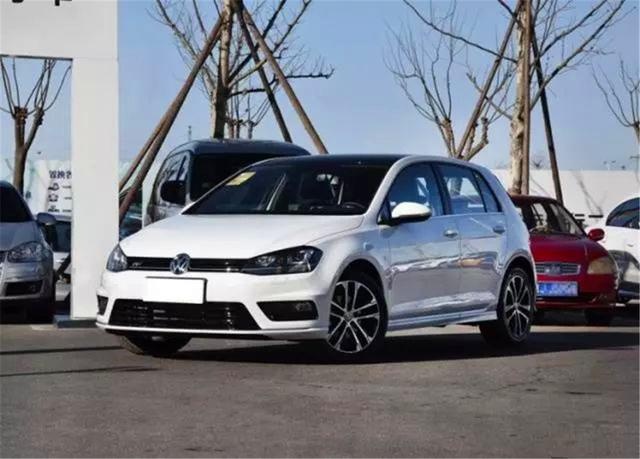 15万左右,2018款高尔夫和10代思域怎么选