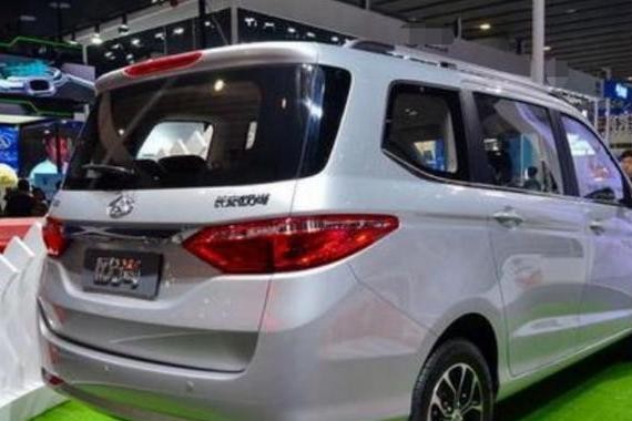 性价比超高的长安7座MPV，内部空间超大，顶配才6万多
