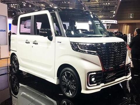 车长仅3米4，但前脸比埃尔法还霸气，配木地板， 空间大到惊人！