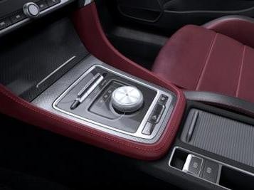 “豪华互联网新能源座驾”名爵6混动版将亮相广州车展