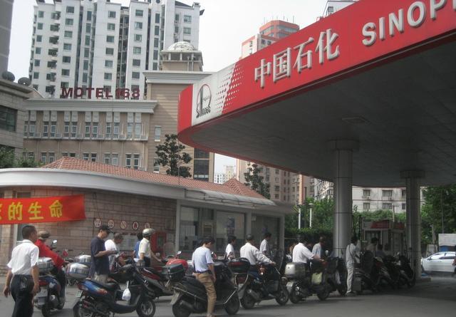 中石化的汽油比中国石油的更耐用?老司机为你