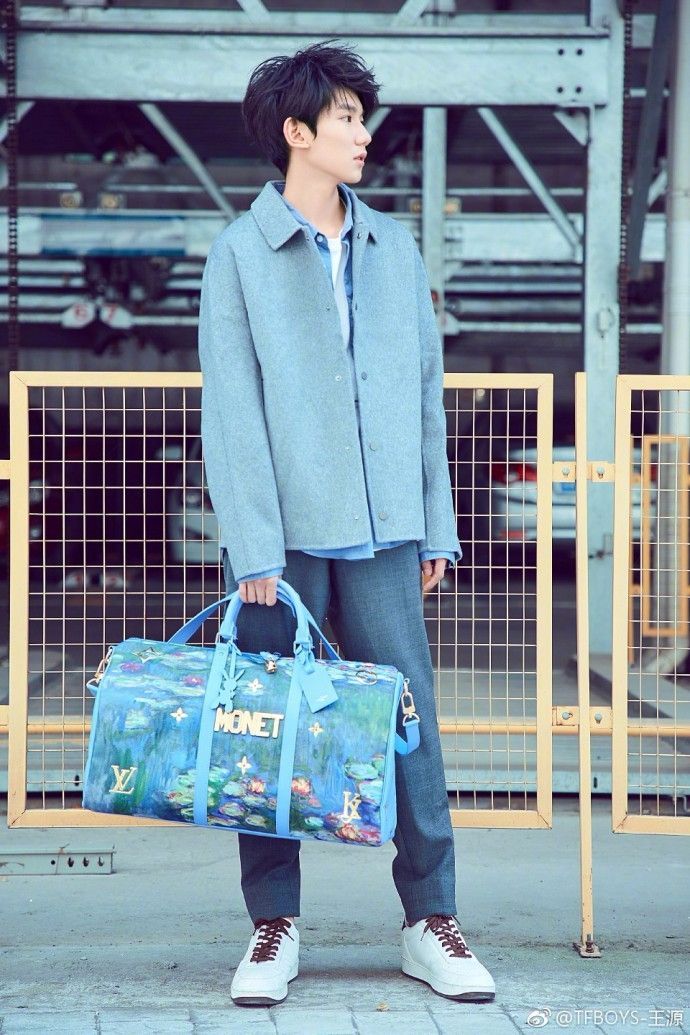 王源17岁生日,粉丝送出的祝福最真诚感人